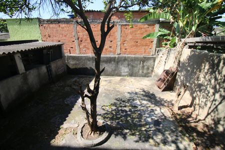 Casa à venda com 90m², 3 quartos e 2 vagasQuintal