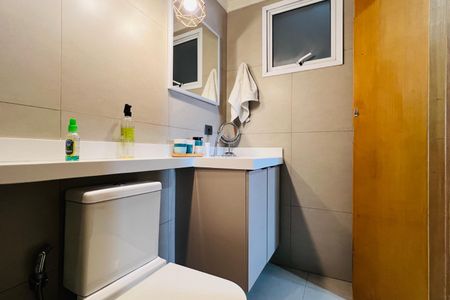Apartamento à venda com 69m², 2 quartos e 1 vaga Apartamento à venda com 69m², 2 quartos e 1 vagaBanheiro Social