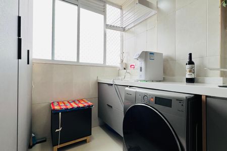 Apartamento à venda com 69m², 2 quartos e 1 vaga Apartamento à venda com 69m², 2 quartos e 1 vagaCozinha e Área de Serviço