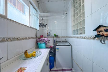 Apartamento à venda com 75m², 2 quartos e 1 vaga Apartamento à venda com 75m², 2 quartos e 1 vagaÁrea de Serviço