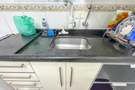 Apartamento à venda com 75m², 2 quartos e 1 vaga Apartamento à venda com 75m², 2 quartos e 1 vagaCozinha