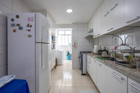 Apartamento à venda com 122m², 3 quartos e 2 vagasCozinha