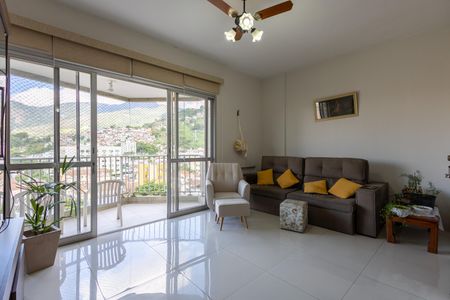 Apartamento à venda com 122m², 3 quartos e 2 vagasSala