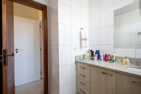 Apartamento à venda com 122m², 3 quartos e 2 vagasBanheiro Suite