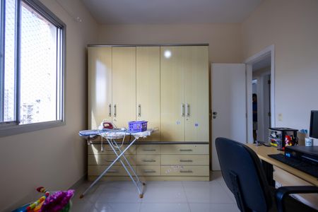 Apartamento à venda com 122m², 3 quartos e 2 vagasQuarto 2