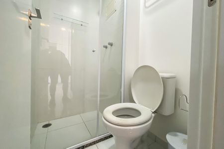 Studio para alugar com 37m², 1 quarto e 1 vaga Studio para alugar com 37m², 1 quarto e 1 vagaBanheiro