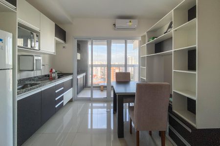 Studio para alugar com 37m², 1 quarto e 1 vaga Studio para alugar com 37m², 1 quarto e 1 vagaStudio