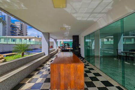 Apartamento à venda com 162m², 4 quartos e 6 vagas Apartamento à venda com 162m², 4 quartos e 6 vagasÁrea comum - Churrasqueira