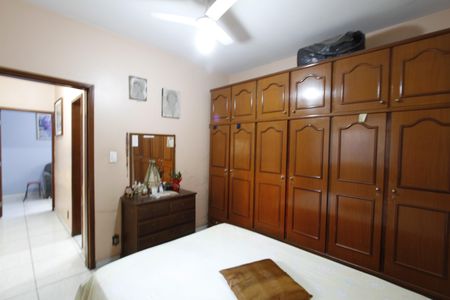 Casa à venda com 338m², 7 quartos e 2 vagasQuarto 3 casa 2