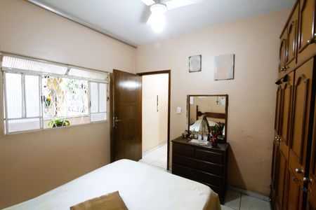 Casa à venda com 338m², 7 quartos e 2 vagasQuarto 3 casa 2