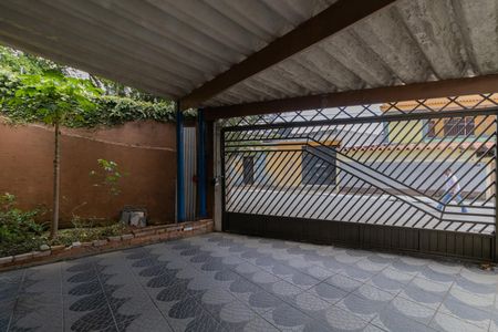 Casa à venda com 100m², 3 quartos e 2 vagas Casa à venda com 100m², 3 quartos e 2 vagasGaragem