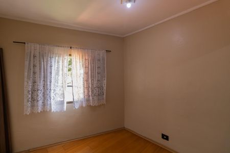 Casa à venda com 100m², 3 quartos e 2 vagas Casa à venda com 100m², 3 quartos e 2 vagasQuarto 2