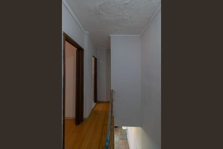 Casa à venda com 100m², 3 quartos e 2 vagas Casa à venda com 100m², 3 quartos e 2 vagasCorredor