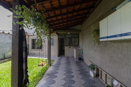 Casa à venda com 100m², 3 quartos e 2 vagas Casa à venda com 100m², 3 quartos e 2 vagasÁrea de Serviço