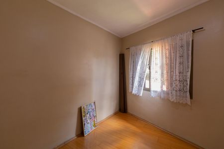 Casa à venda com 100m², 3 quartos e 2 vagas Casa à venda com 100m², 3 quartos e 2 vagasQuarto 2