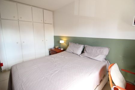 Casa à venda com 180m², 3 quartos e 2 vagasSuíte 1