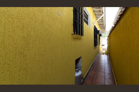 Casa à venda com 252m², 3 quartos e 2 vagas Casa à venda com 252m², 3 quartos e 2 vagasCorredor