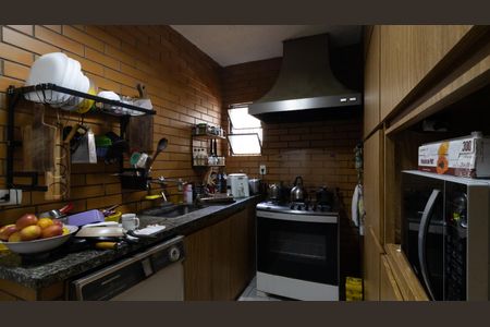 Casa à venda com 252m², 3 quartos e 2 vagas Casa à venda com 252m², 3 quartos e 2 vagasCozinha