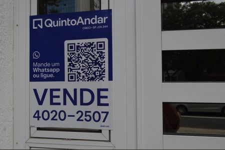 Apartamento à venda com 57m², 1 quarto e sem vagaPlaquinha