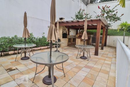 Apartamento à venda com 187m², 4 quartos e 2 vagas Apartamento à venda com 187m², 4 quartos e 2 vagasÁrea comum