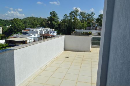 Apartamento à venda com 187m², 4 quartos e 2 vagas Apartamento à venda com 187m², 4 quartos e 2 vagasTerraço