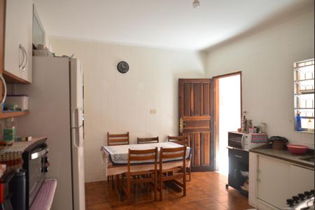 Casa à venda com 275m², 3 quartos e 2 vagasCozinha