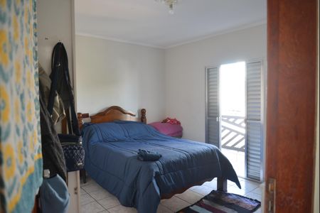 Casa à venda com 275m², 3 quartos e 2 vagasQuarto 1