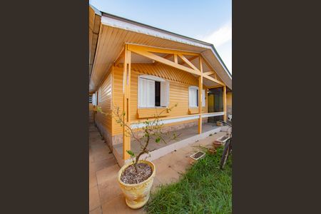 Casa à venda com 186m², 3 quartos e 3 vagasFachada