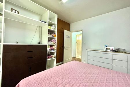 Casa à venda com 160m², 4 quartos e 2 vagas Casa à venda com 160m², 4 quartos e 2 vagasQuarto 2