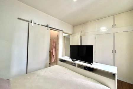 Casa à venda com 160m², 4 quartos e 2 vagas Casa à venda com 160m², 4 quartos e 2 vagasSuíte