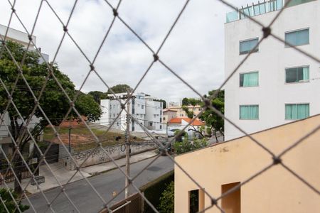 Apartamento à venda com 86m², 3 quartos e 2 vagas Apartamento à venda com 86m², 3 quartos e 2 vagasVista do Quarto 2