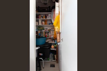 Apartamento à venda com 86m², 3 quartos e 2 vagas Apartamento à venda com 86m², 3 quartos e 2 vagasDespensa