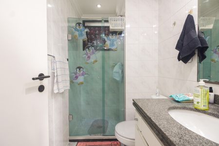 Apartamento à venda com 84m², 3 quartos e 2 vagasBanheiro Social