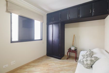 Apartamento à venda com 84m², 3 quartos e 2 vagasQuarto 2
