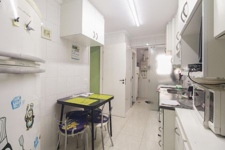 Apartamento à venda com 84m², 3 quartos e 2 vagasCozinha