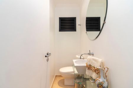 Apartamento à venda com 136m², 3 quartos e 2 vagas Apartamento à venda com 136m², 3 quartos e 2 vagasLavabo