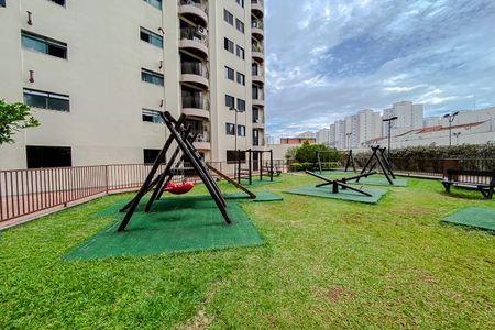 Apartamento à venda com 107m², 3 quartos e 2 vagas Apartamento à venda com 107m², 3 quartos e 2 vagasÁrea comum - Playground