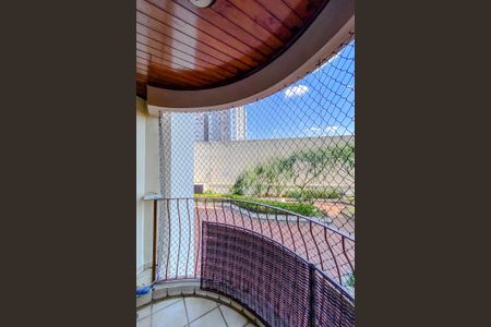 Apartamento à venda com 107m², 3 quartos e 2 vagasVaranda da Sala