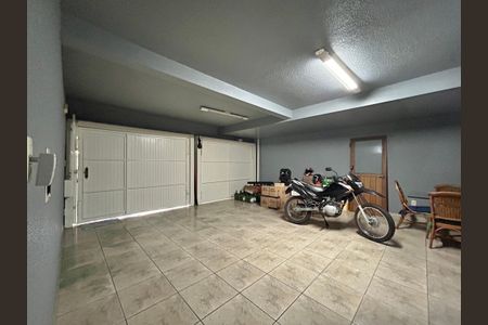 Casa à venda com 290m², 3 quartos e 3 vagasGaragem