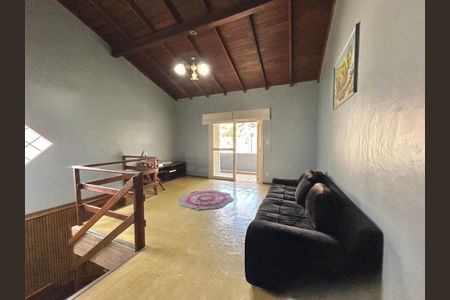 Casa à venda com 290m², 3 quartos e 3 vagas Casa à venda com 290m², 3 quartos e 3 vagasSala 2