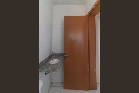 Casa de condomínio à venda com 130m², 2 quartos e 2 vagas Casa de condomínio à venda com 130m², 2 quartos e 2 vagasBanheiro Social