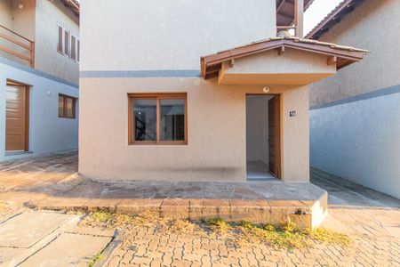 Casa de condomínio à venda com 130m², 2 quartos e 2 vagas Casa de condomínio à venda com 130m², 2 quartos e 2 vagasFachada