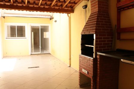 Casa à venda com 119m², 3 quartos e 2 vagasLavanderia e Churrasqueira 