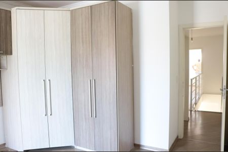 Casa à venda com 119m², 3 quartos e 2 vagasSuíte