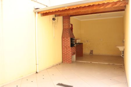 Casa à venda com 119m², 3 quartos e 2 vagasLavanderia e Churrasqueira 