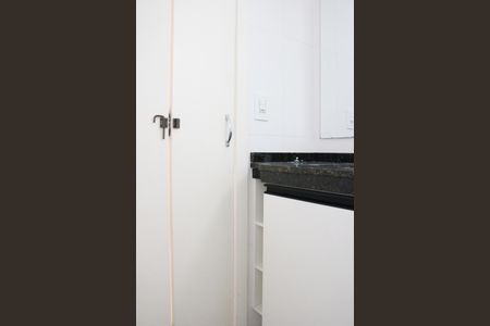 Casa à venda com 119m², 3 quartos e 2 vagasBanheiro Social