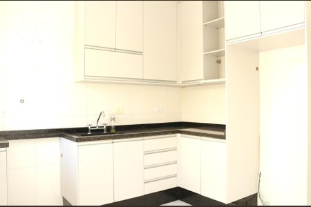 Casa à venda com 119m², 3 quartos e 2 vagasCozinha