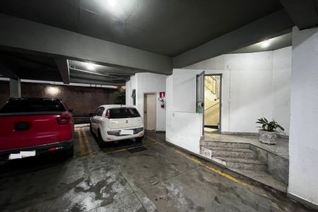 Apartamento à venda com 98m², 3 quartos e 2 vagas Apartamento à venda com 98m², 3 quartos e 2 vagasGaragem