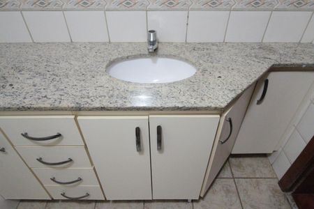 Apartamento à venda com 98m², 3 quartos e 2 vagasBanheiro da Suite