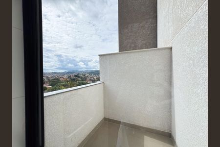 Apartamento à venda com 66m², 2 quartos e 1 vagaVaranda